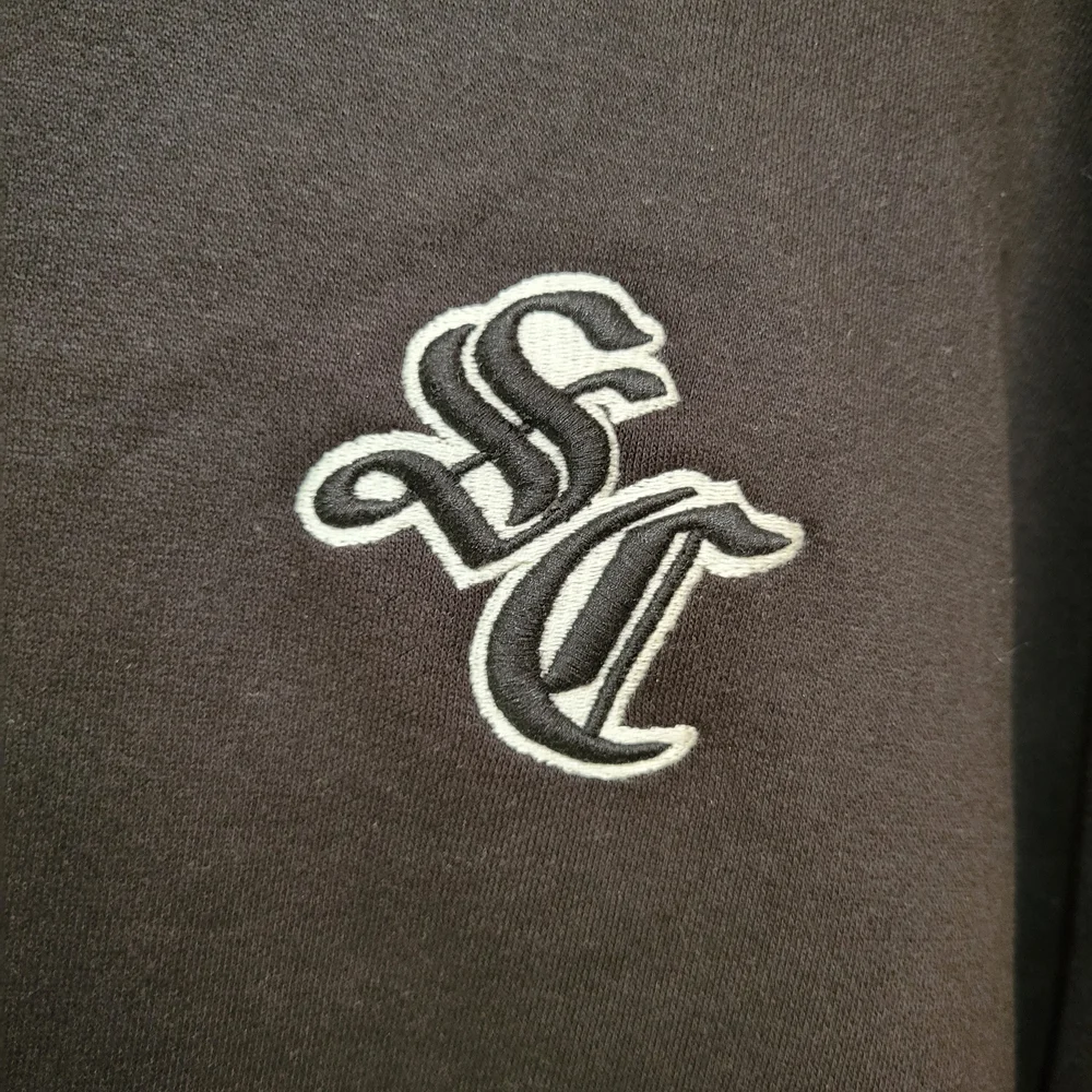 Urban Outfitters Men's Standard Cloth Hoodie With Logo Embroidered - Picture 3 of 6